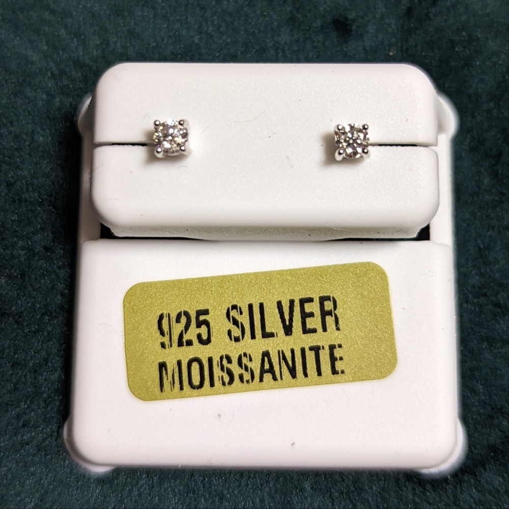 .25 ctw moissinite studs 925 silver